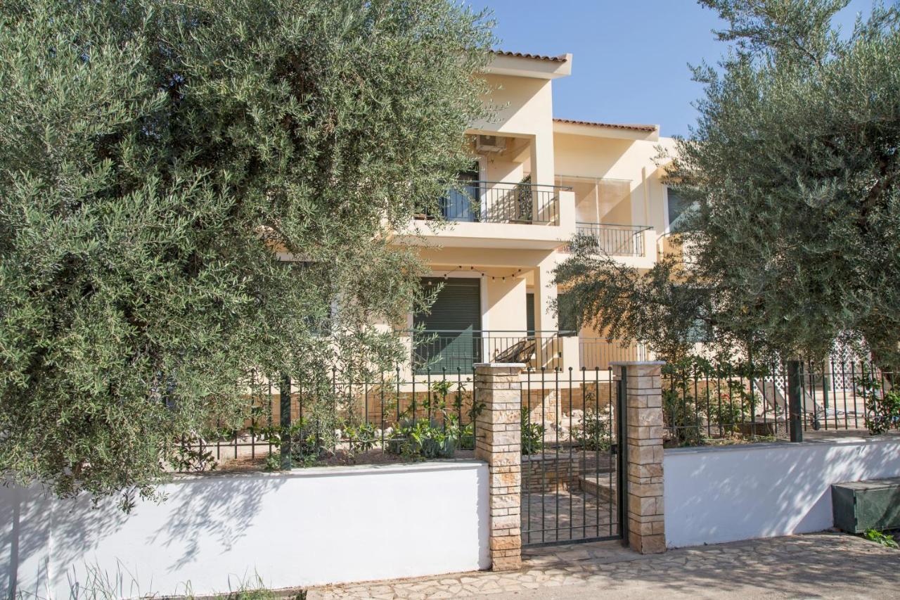 Dhiyellótika Oliva Holiday Homes מראה חיצוני תמונה